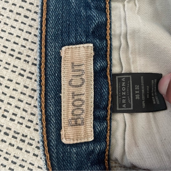 boot cut jeans - Picture 3 of 3